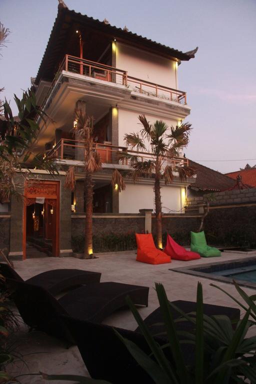 D'Camel Hotel Lembongan Exterior photo