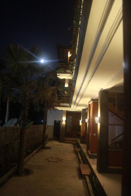 D'Camel Hotel Lembongan Exterior photo