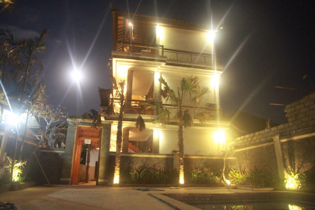 D'Camel Hotel Lembongan Exterior photo