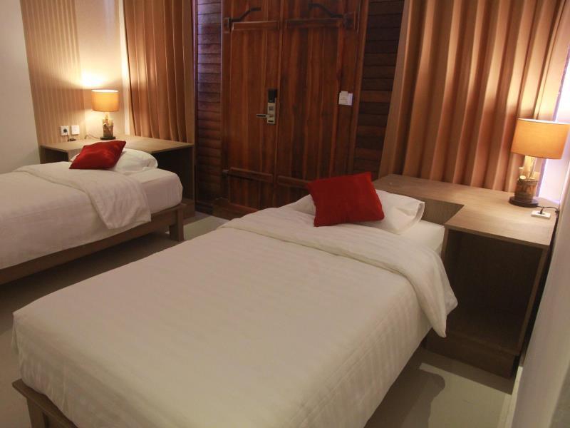 D'Camel Hotel Lembongan Exterior photo